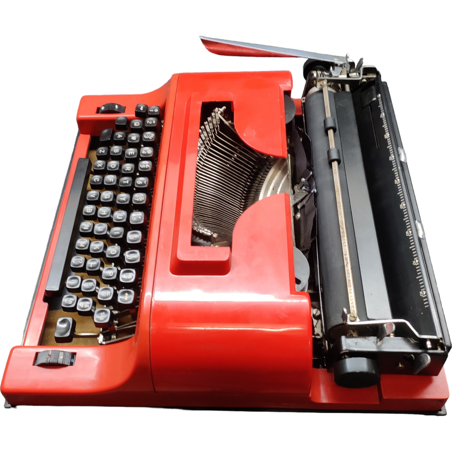 Image of Remington Travelriter Typewriter. Available from universaltypewritercompany.in