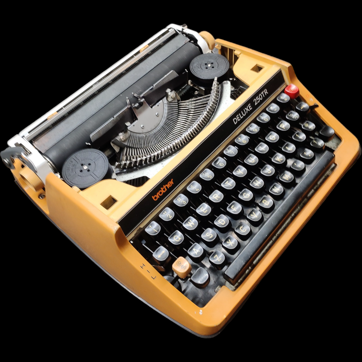Image of Brother 250 DX Typewriter. Available from universaltypewritercompany.in