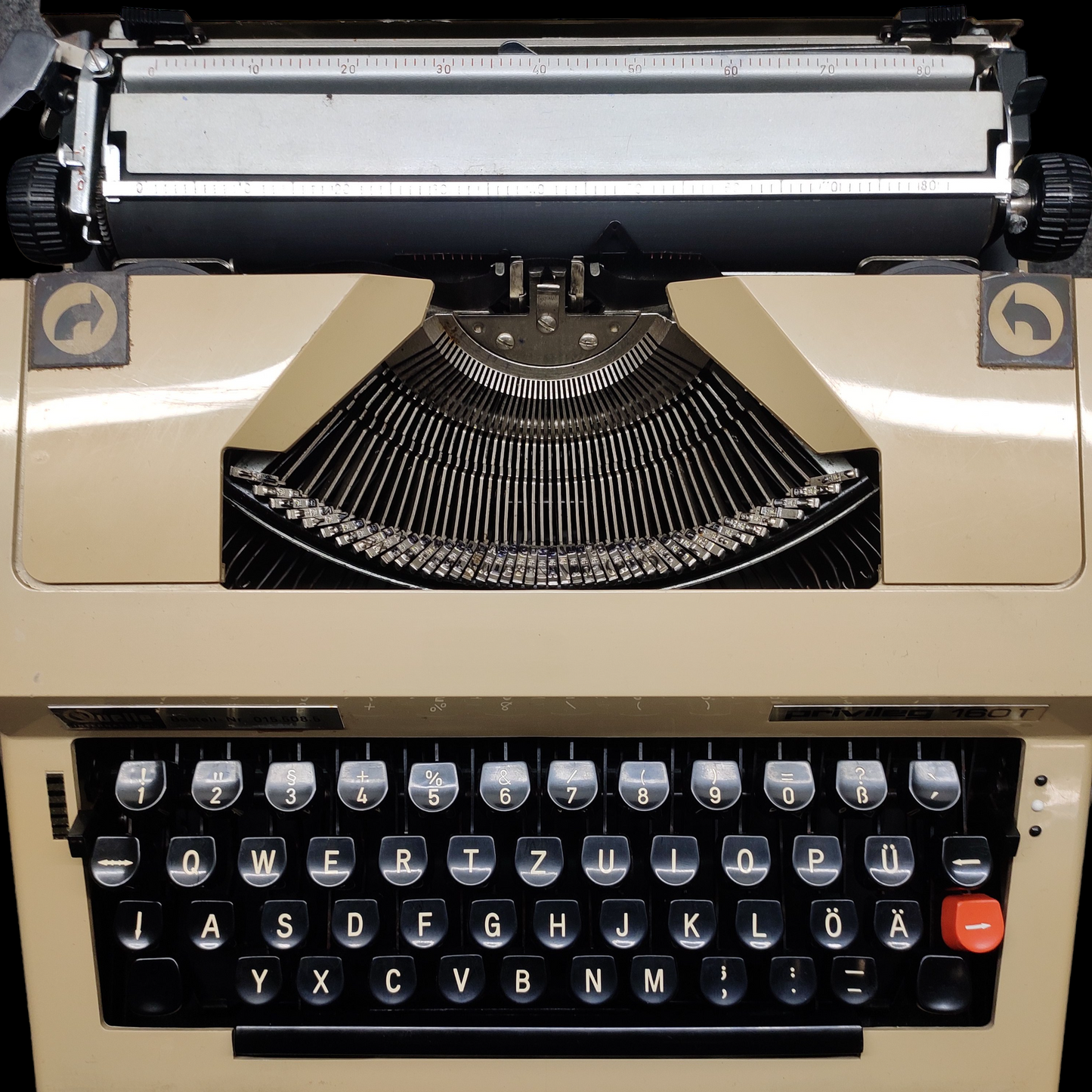 Image of Privileg 160T Typewriter. Available from universaltypewritercompany.in