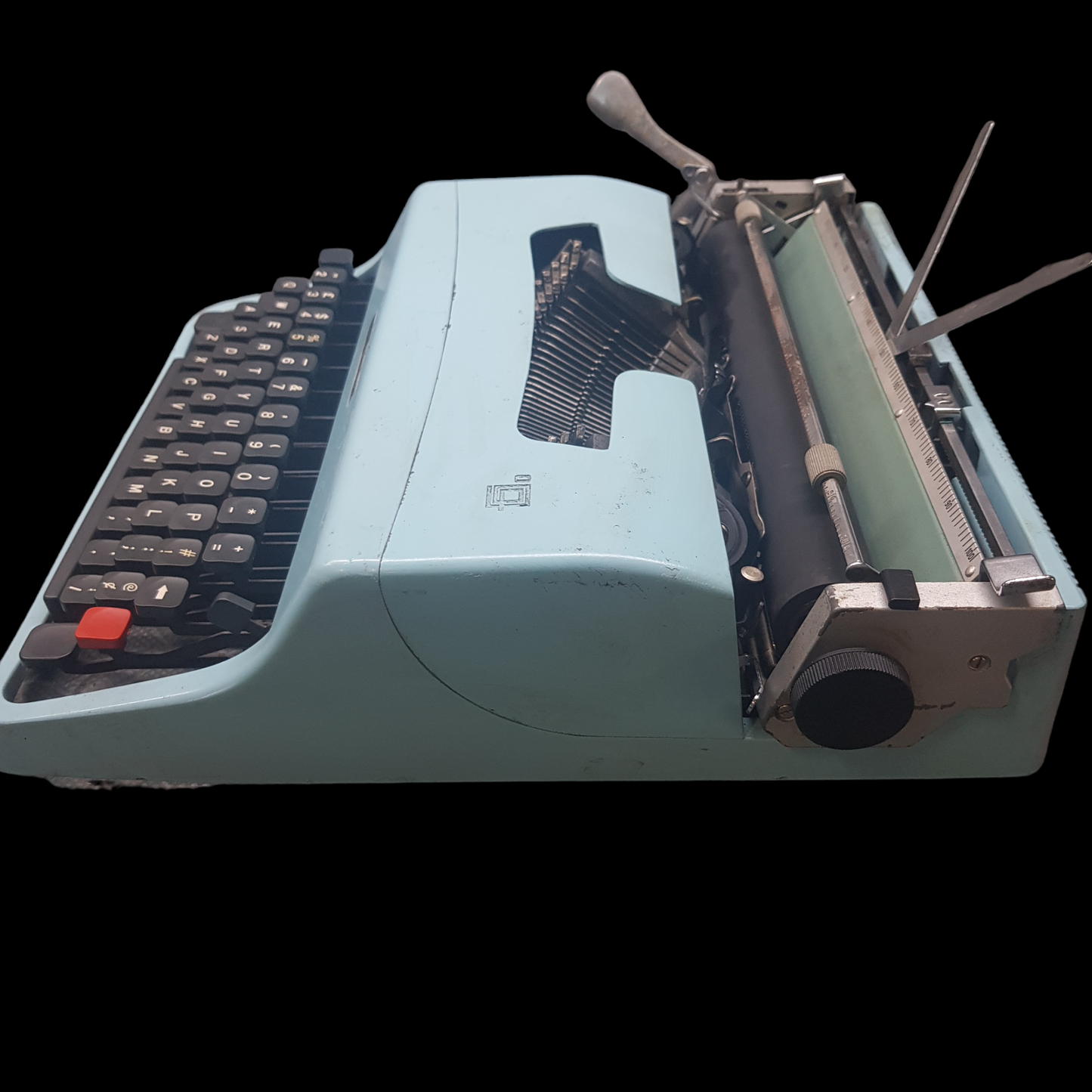 Image of Olivetti Lettera 32 Typewriter. Portable Typewriter. Original Blue. Italian Made. Available with cover. Available from universaltypewritercompany.in
