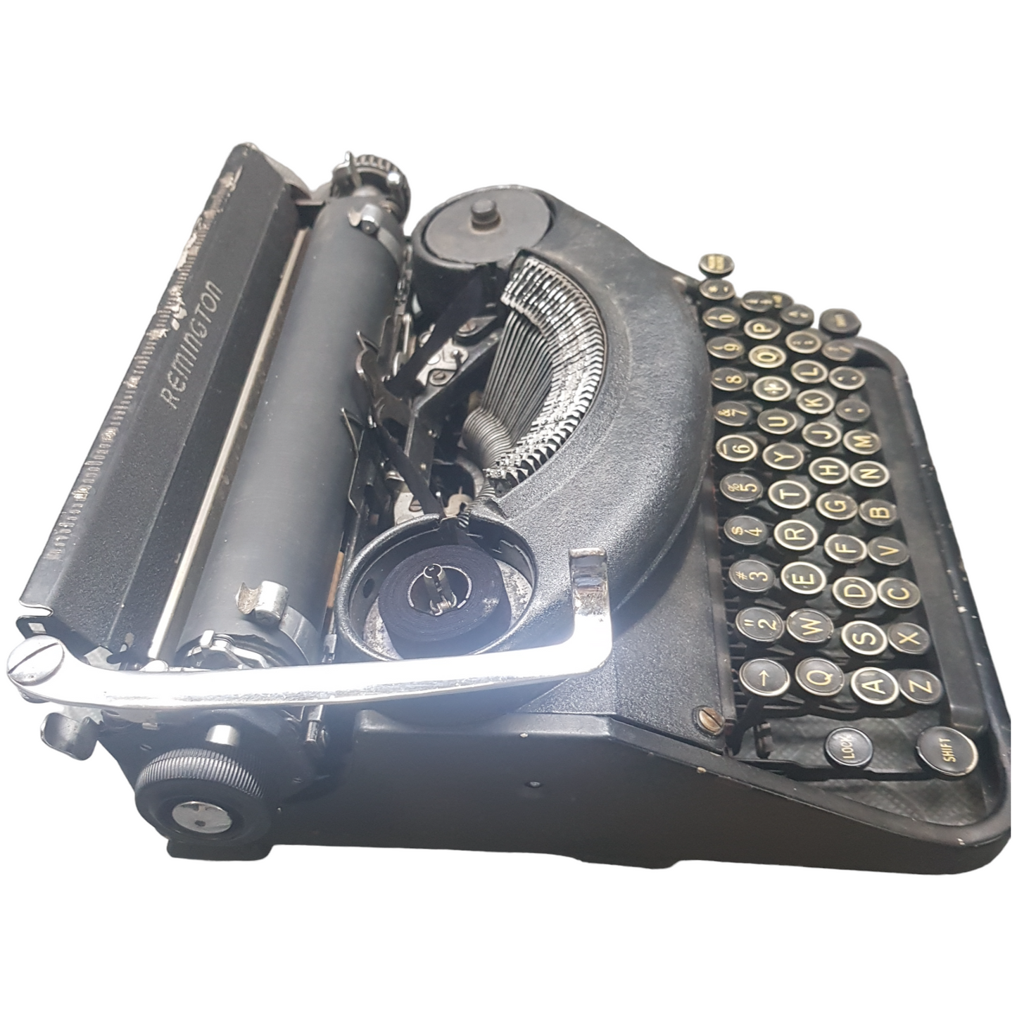 Image of Remington Noiseless Vintage Typewriter. A midsize, portable typewriter. Made in the USA with WW-II frame. Available from universaltypewritercompany.in.