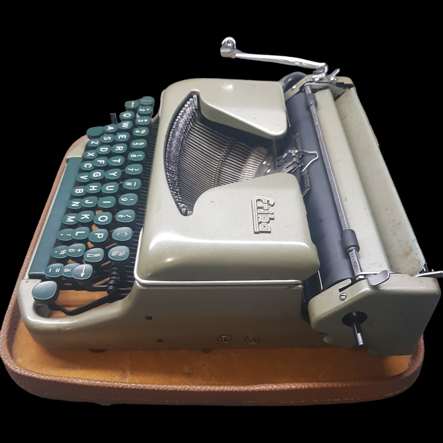 Image of Erika Typewriter. Portable Typewriter. Made in Germany. Available from universaltypewritercompany.in