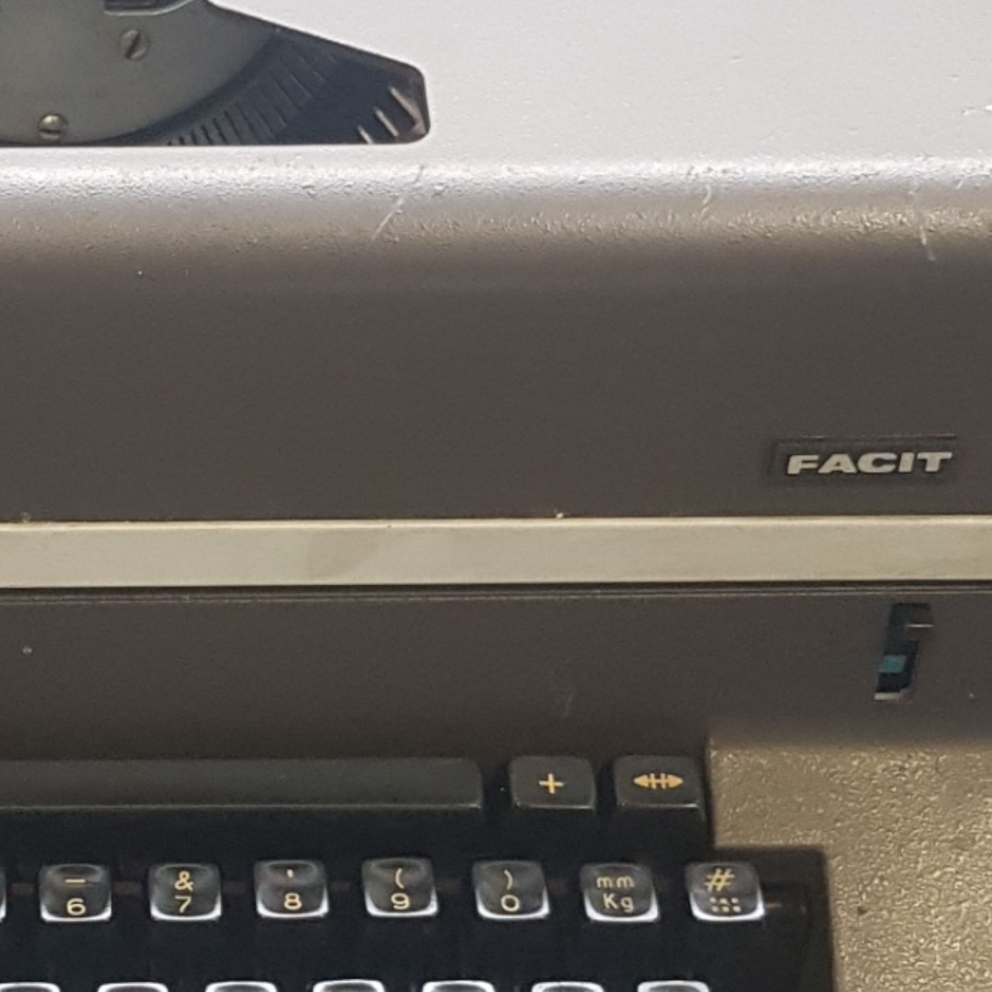 Image of Facit 1740 Typewriter. Available from universaltypewritercompany.in
