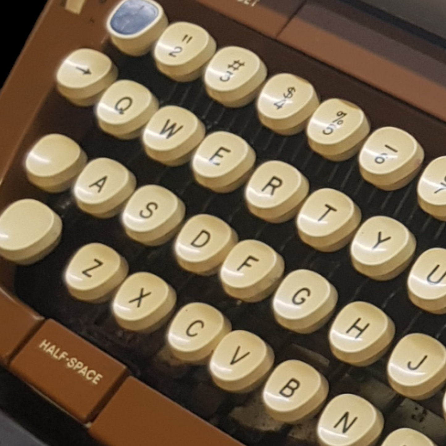 Image of SCM Smith Corona Classic Typewriter. A Big Portable typewriter. Made in the USA. Available from Universal Typewriter Company.