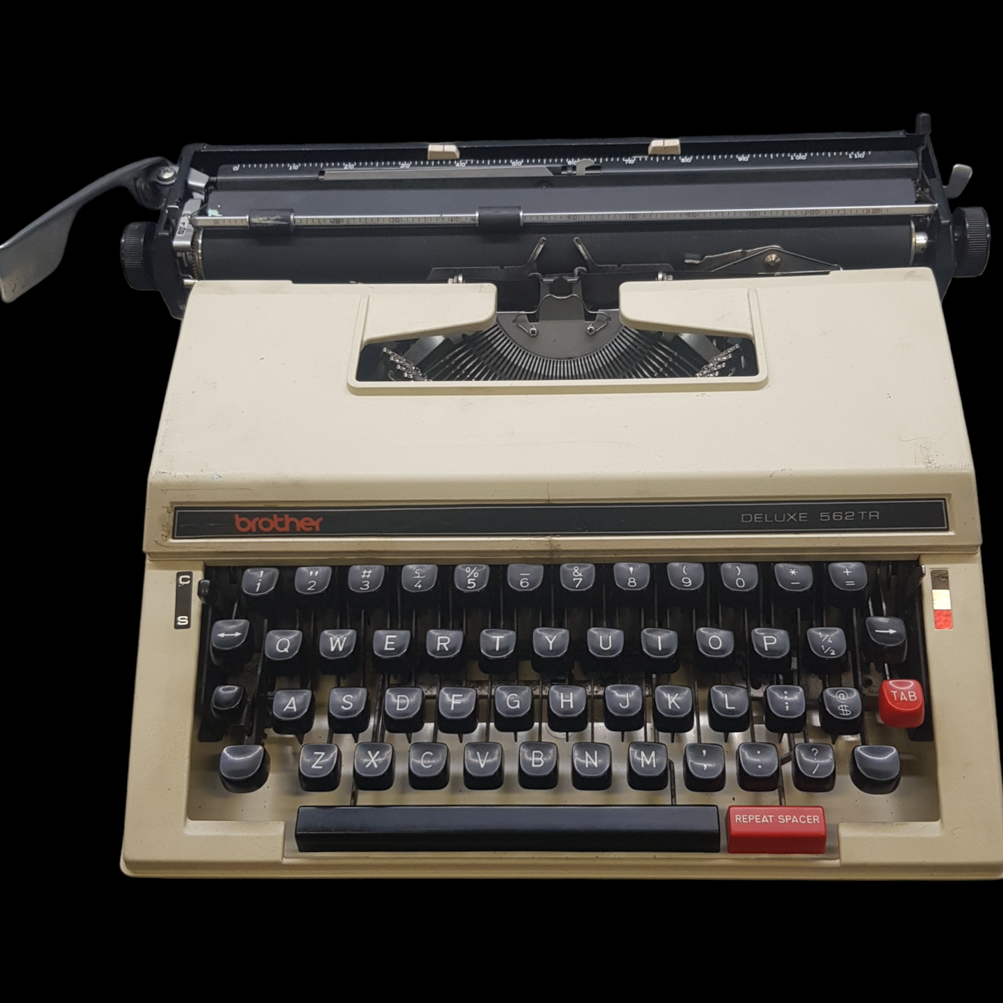 Image of Brother 562 TR Typewriter. Portable Typewriter. Fibre Body with TAB. Made in Japan. Available from universaltypewritercompany.in.