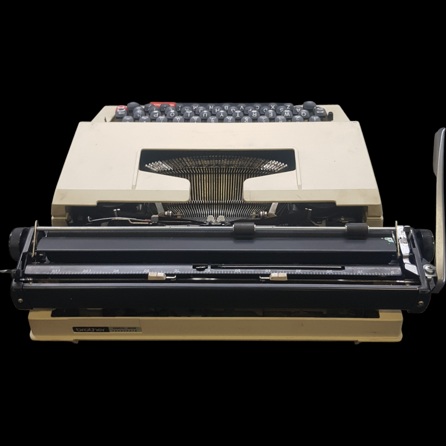 Image of Brother 562 TR Typewriter. Portable Typewriter. Fibre Body with TAB. Made in Japan. Available from universaltypewritercompany.in.
