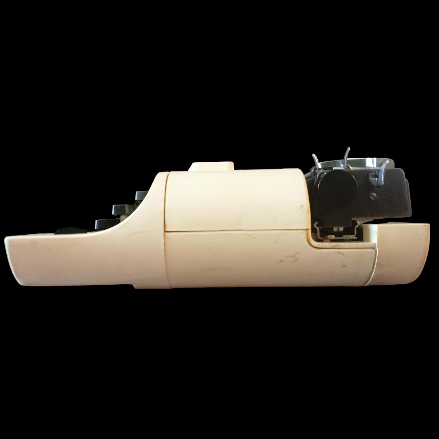 Image of Remington 20 Typewriter. Available from universaltypewritercompany.in