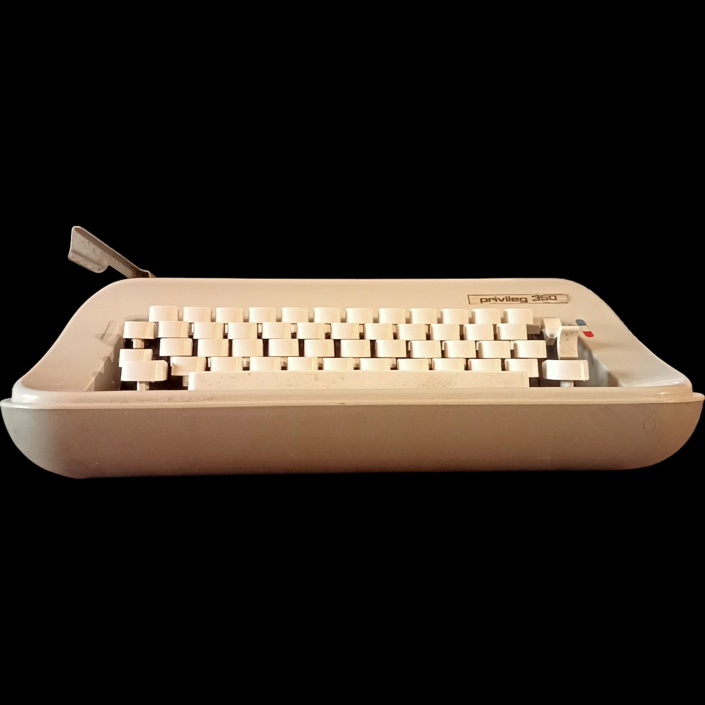 Image of Privileg 350 Typewriter. Available from universaltypewritercompany.in