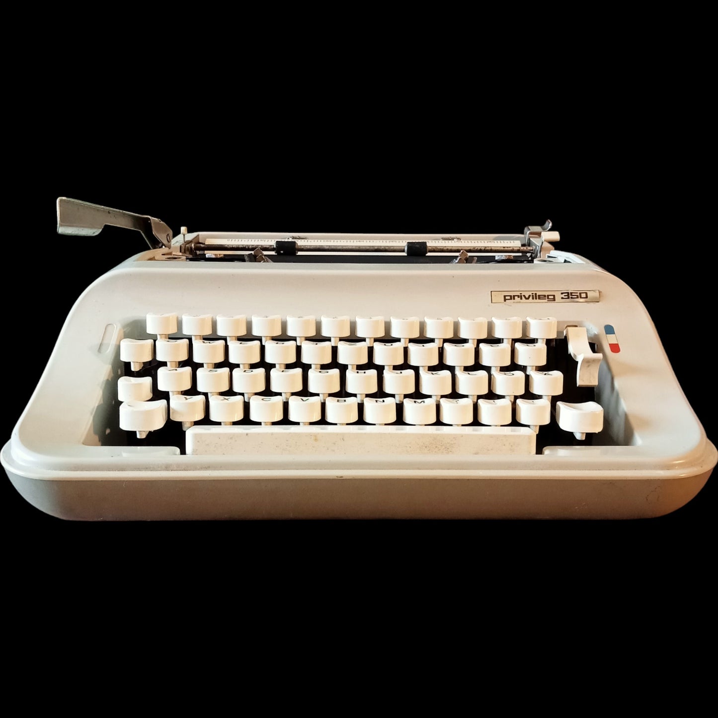 Image of Privileg 350 Typewriter. Available from universaltypewritercompany.in