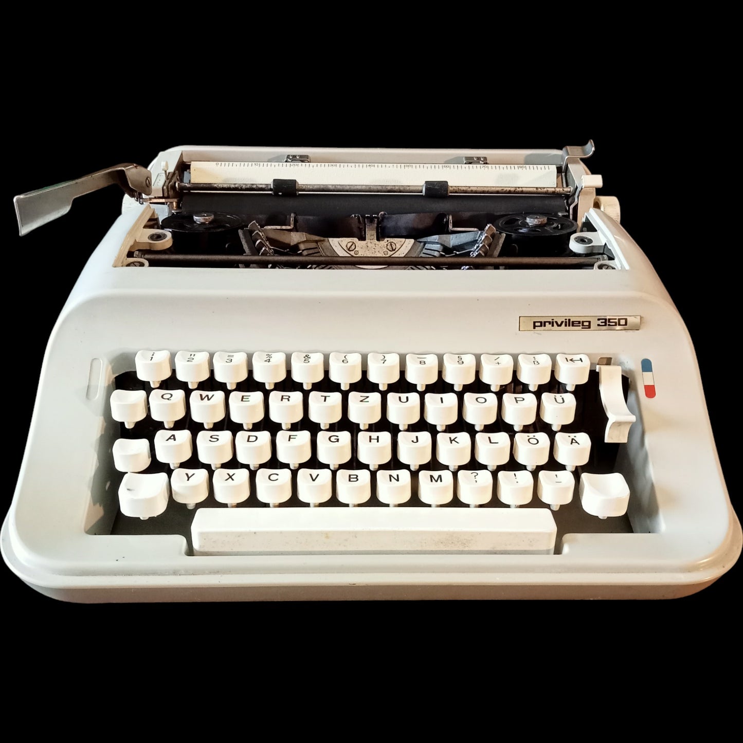 Image of Privileg 350 Typewriter. Available from universaltypewritercompany.in
