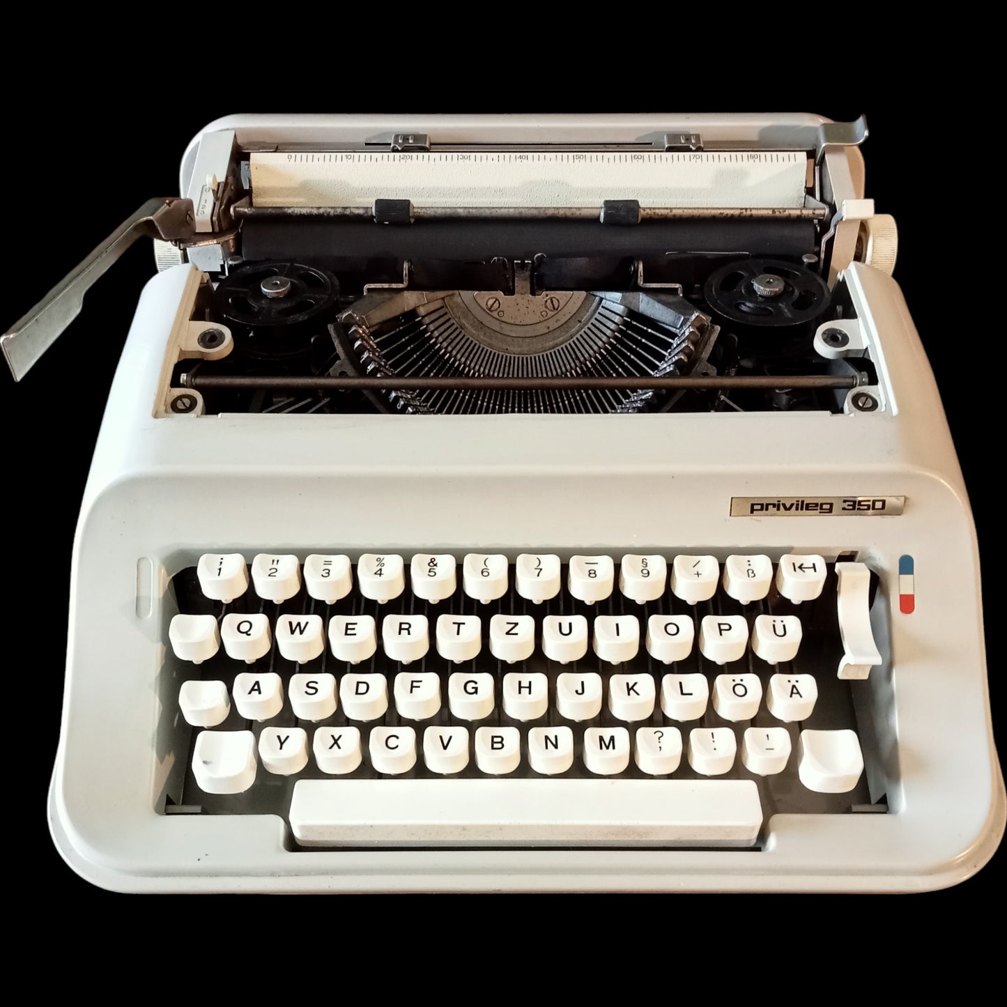 Image of Privileg 350 Typewriter. Available from universaltypewritercompany.in