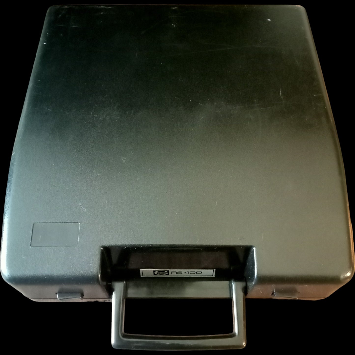 Image of Elite RS 400 QWERTZ keyboard Typewriter. Available from universaltypewritercompany.in