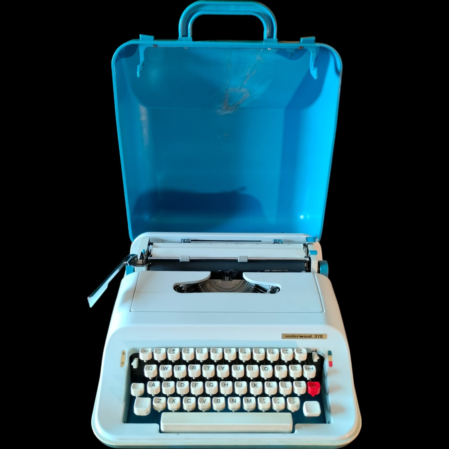 Image of Underwood 378 Typewriter. Available from universaltypewritercompany.in