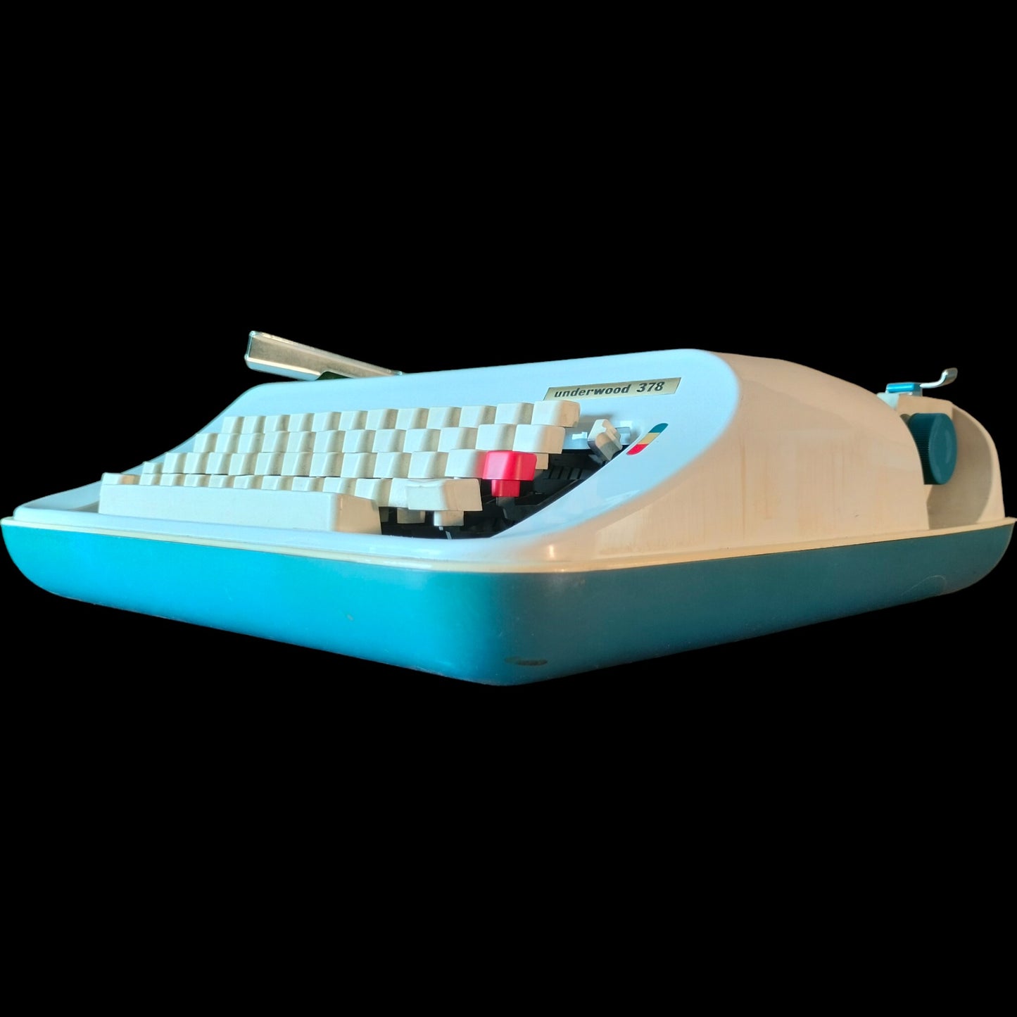 Image of Underwood 378 Typewriter. Available from universaltypewritercompany.in