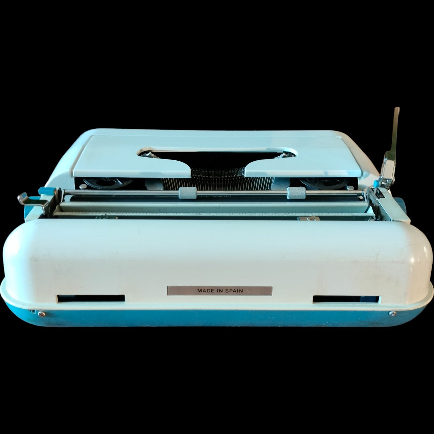 Image of Underwood 378 Typewriter. Available from universaltypewritercompany.in