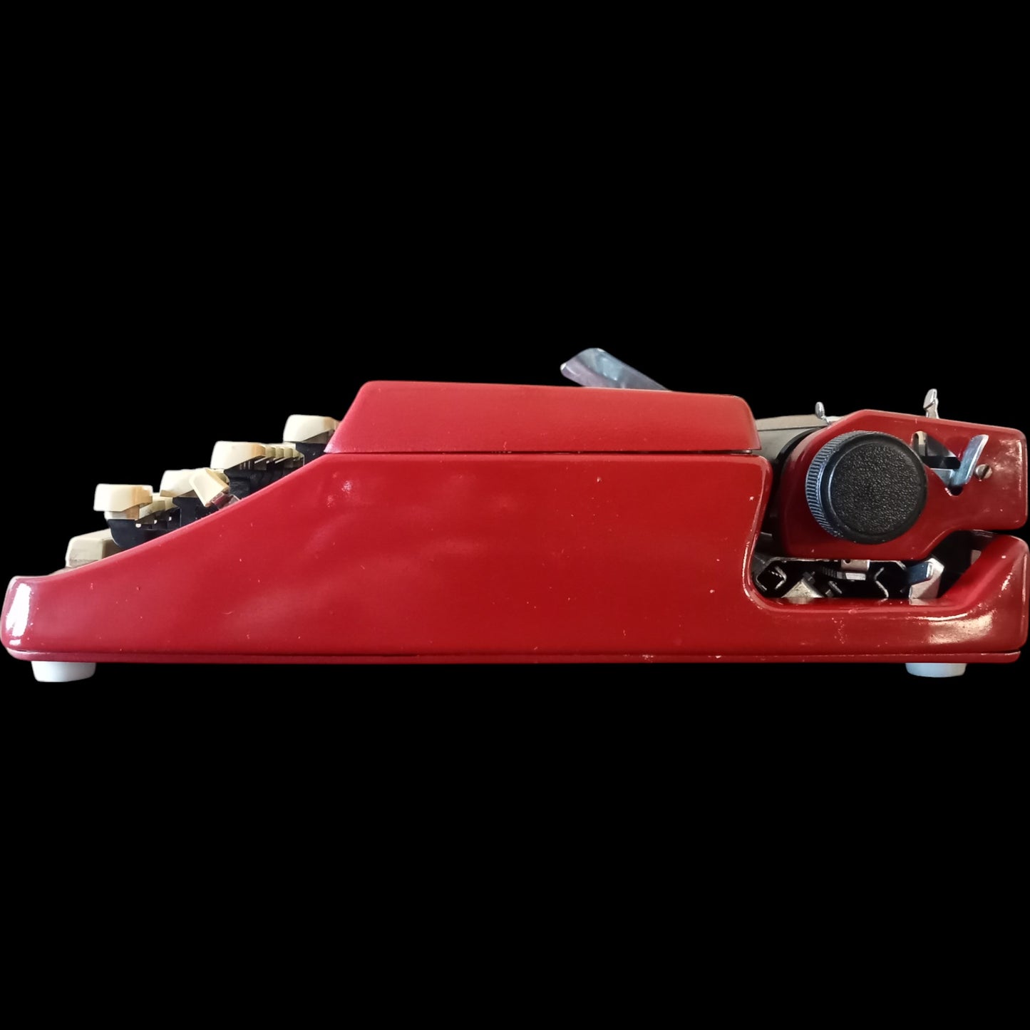 Image of Brother Deluxe 220 Typewriter. Available from universaltypewritercompany.in
