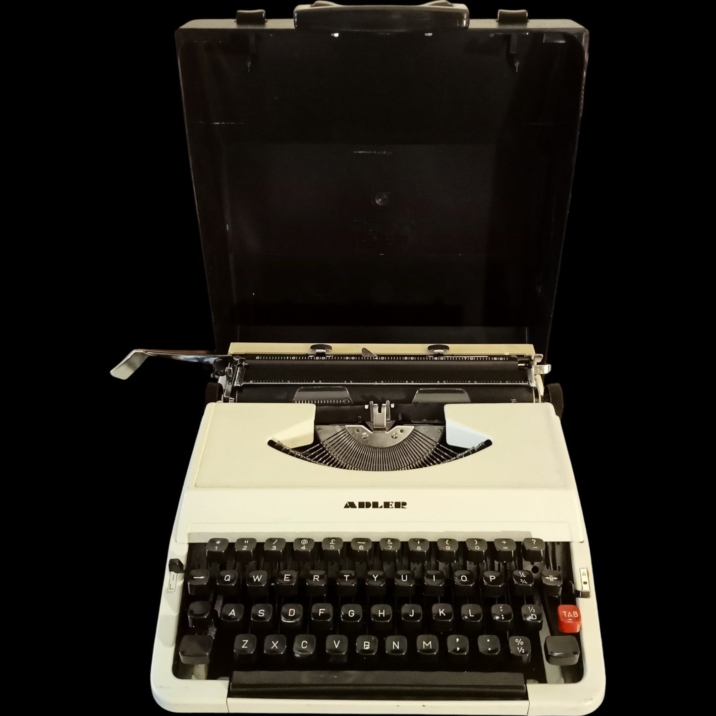Image of Adler Typewriter. Available from universaltypewritercompany.in