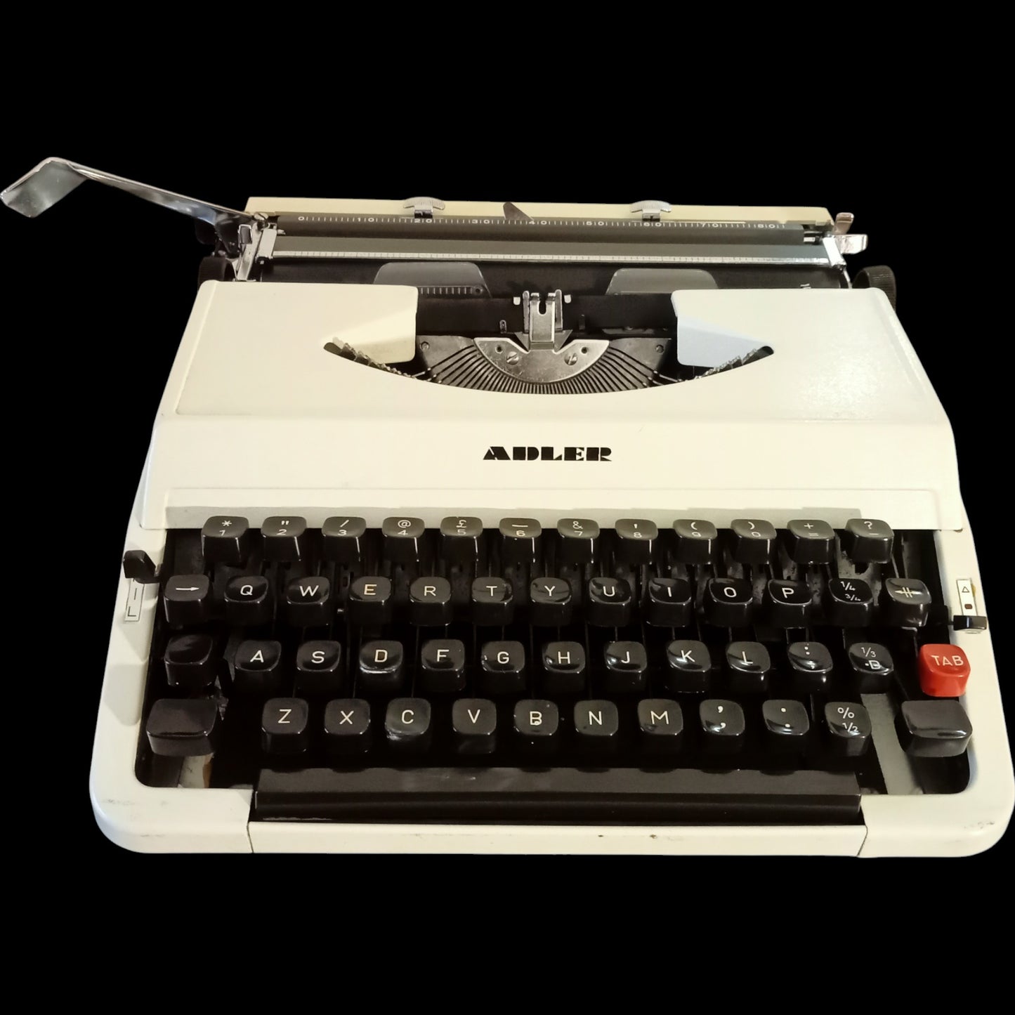 Image of Adler Typewriter. Available from universaltypewritercompany.in