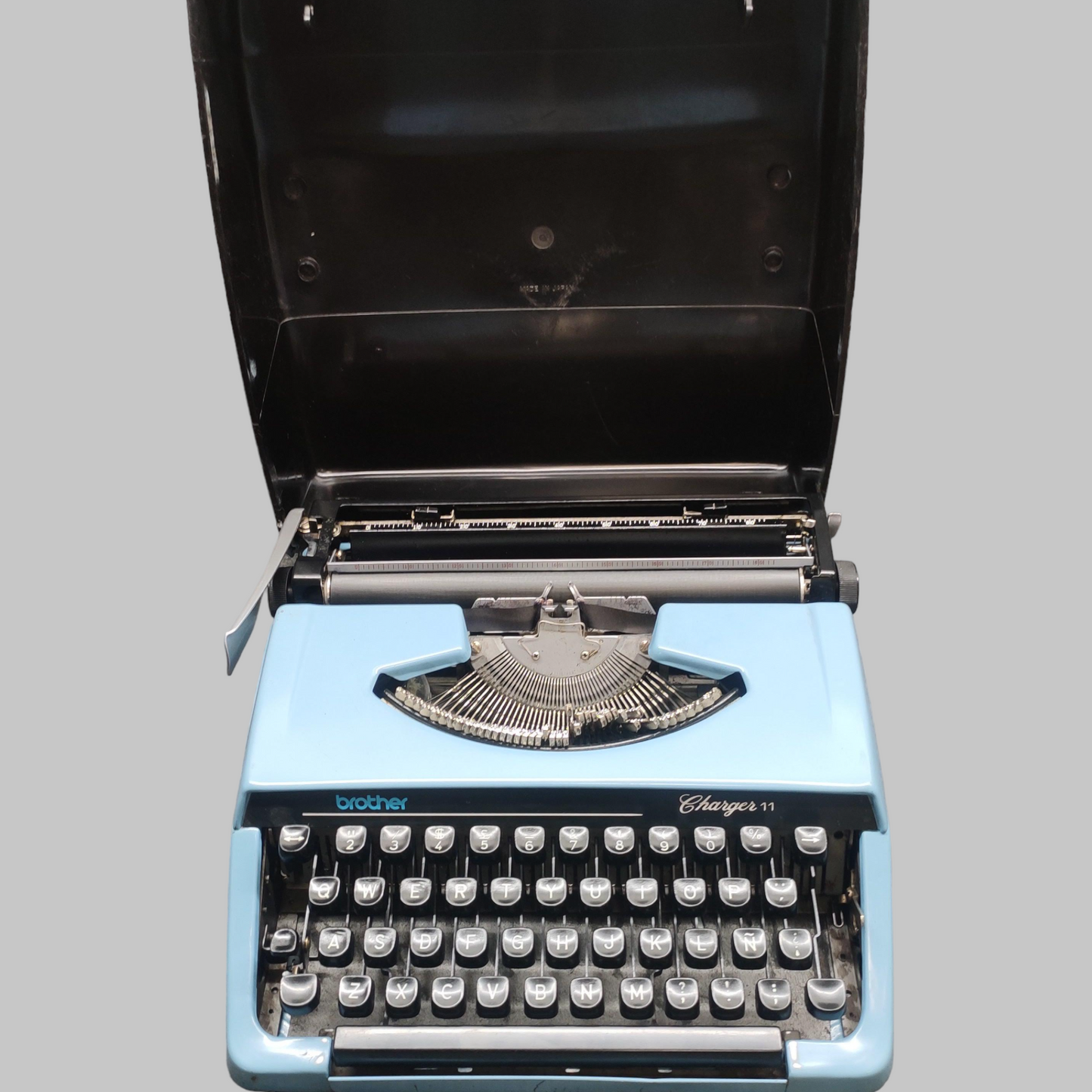 Image of Brother Charger 11 Typewriter. Available from universaltypewritercompany.in