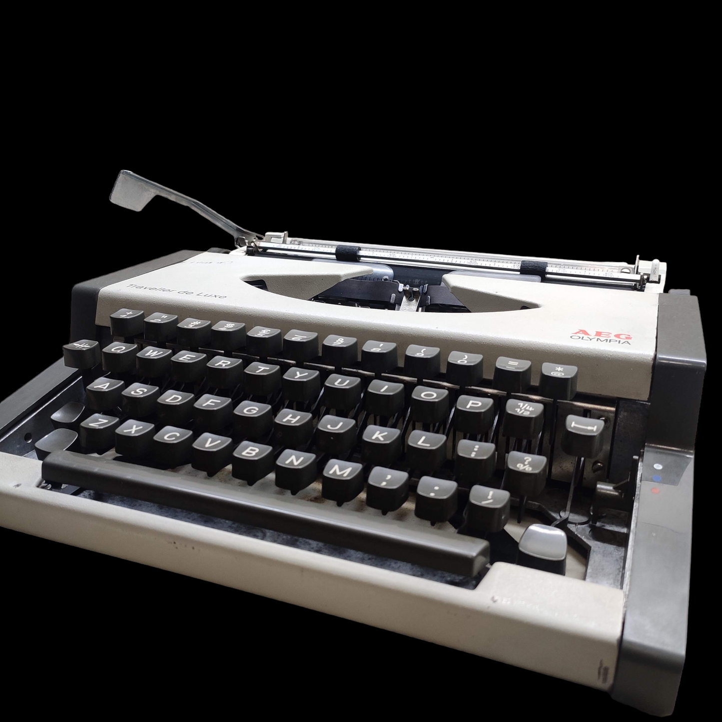 Image of Olympia Traveller Typewriter. Available from universaltypewritercompany.in
