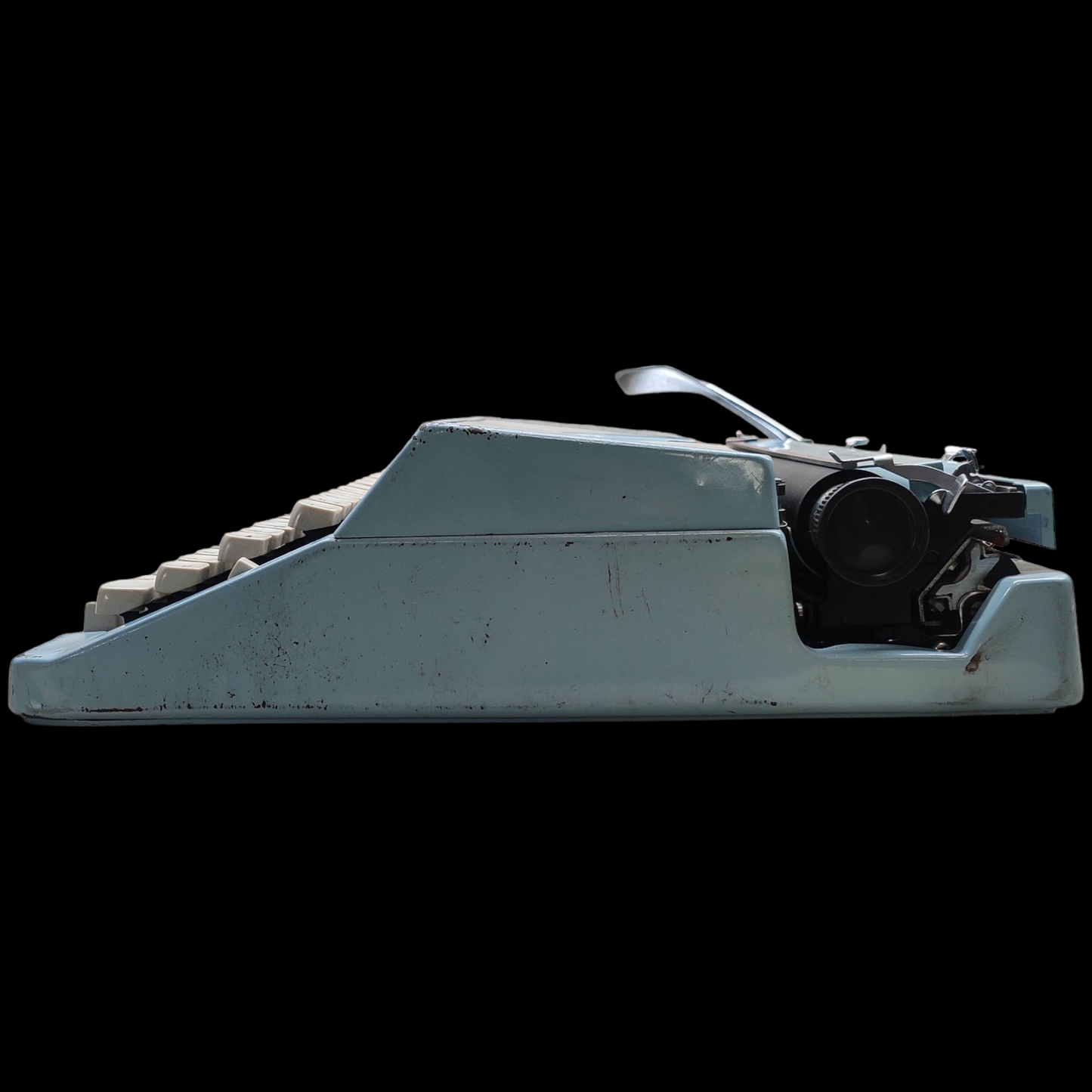 Image of Imperial 230 Typewriter from universaltypewritercompany.in