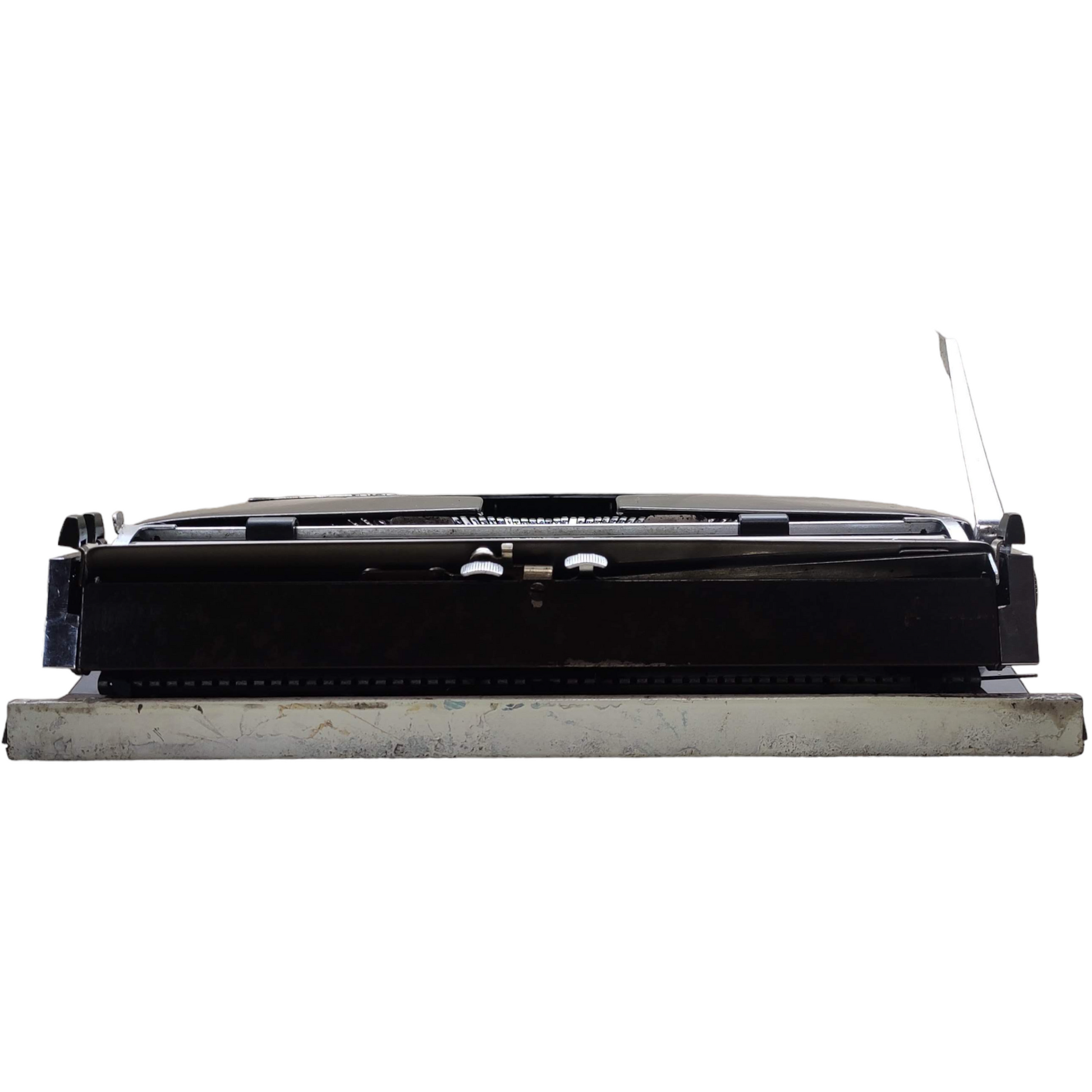 Image of Adler Tippa S Typewriter. Available from universaltypewritercompany.in