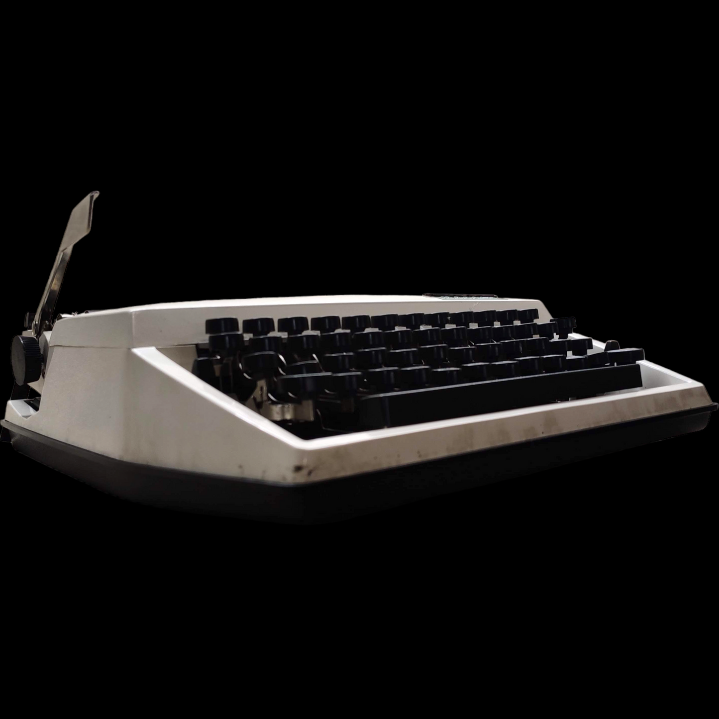 Image of Adler Tippa Typewriter. Available from universaltypewritercompany.in