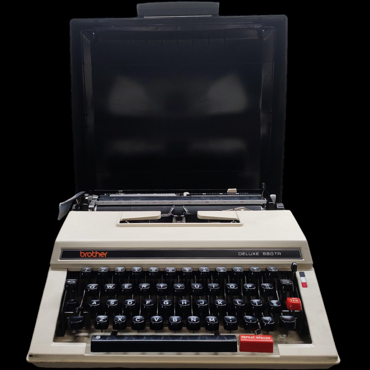 Image of Brother DELUXE 550TR Typewriter. Available from universaltypewritercompany.in