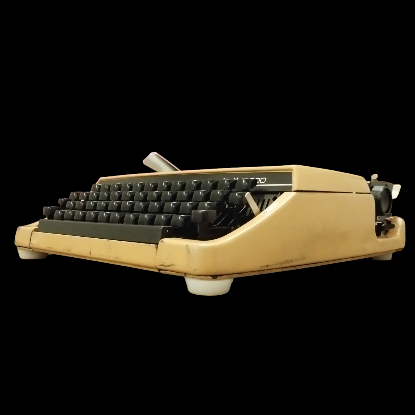 Image of Brother 200 Model Typewriter. Available from universaltypewritercompany.in