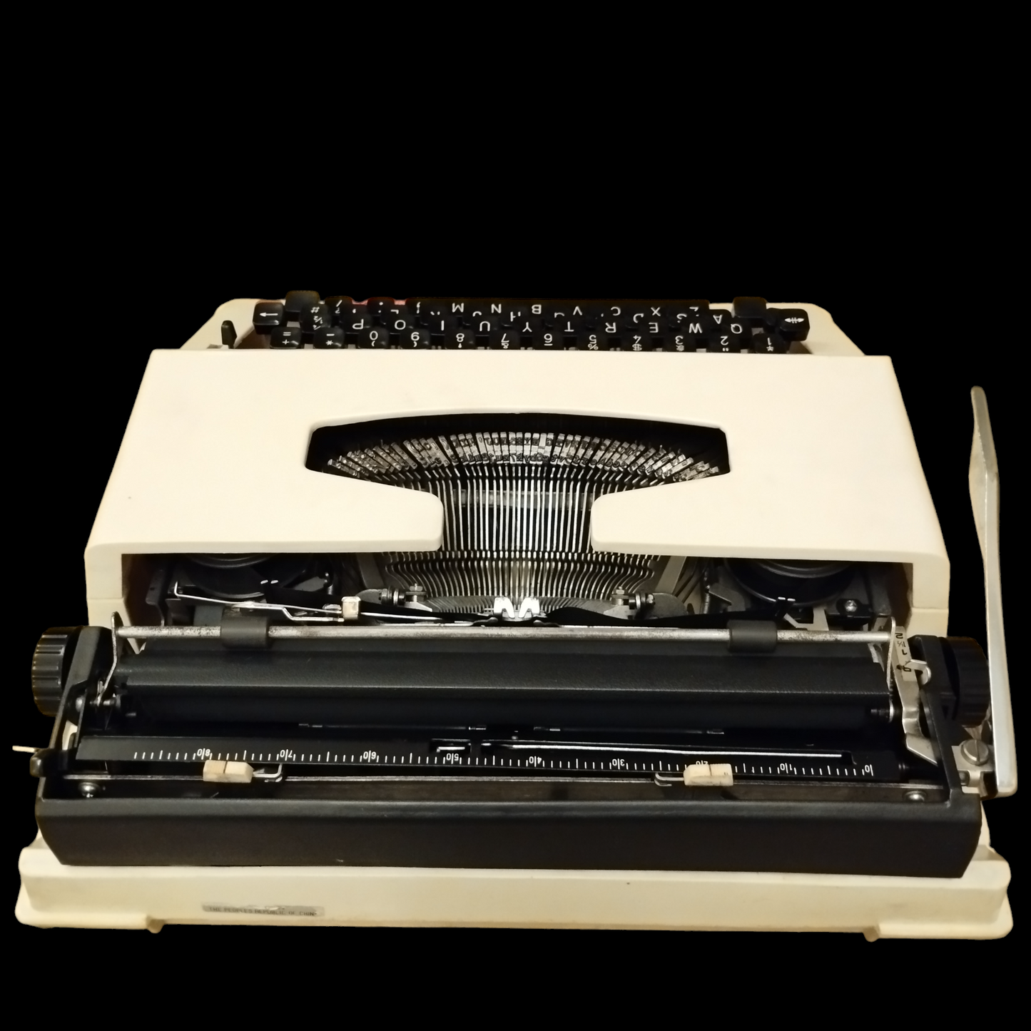 Image of KOFA 300 Typewriter. Available from universaltypewritercompany.in