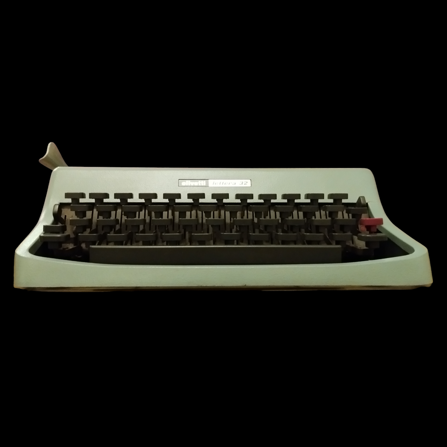 Image of Olivetti Lettera 32 Typewriter. Portable Typewriter. Original Blue. Italian Made. Available with cover. Available from universaltypewritercompany.in