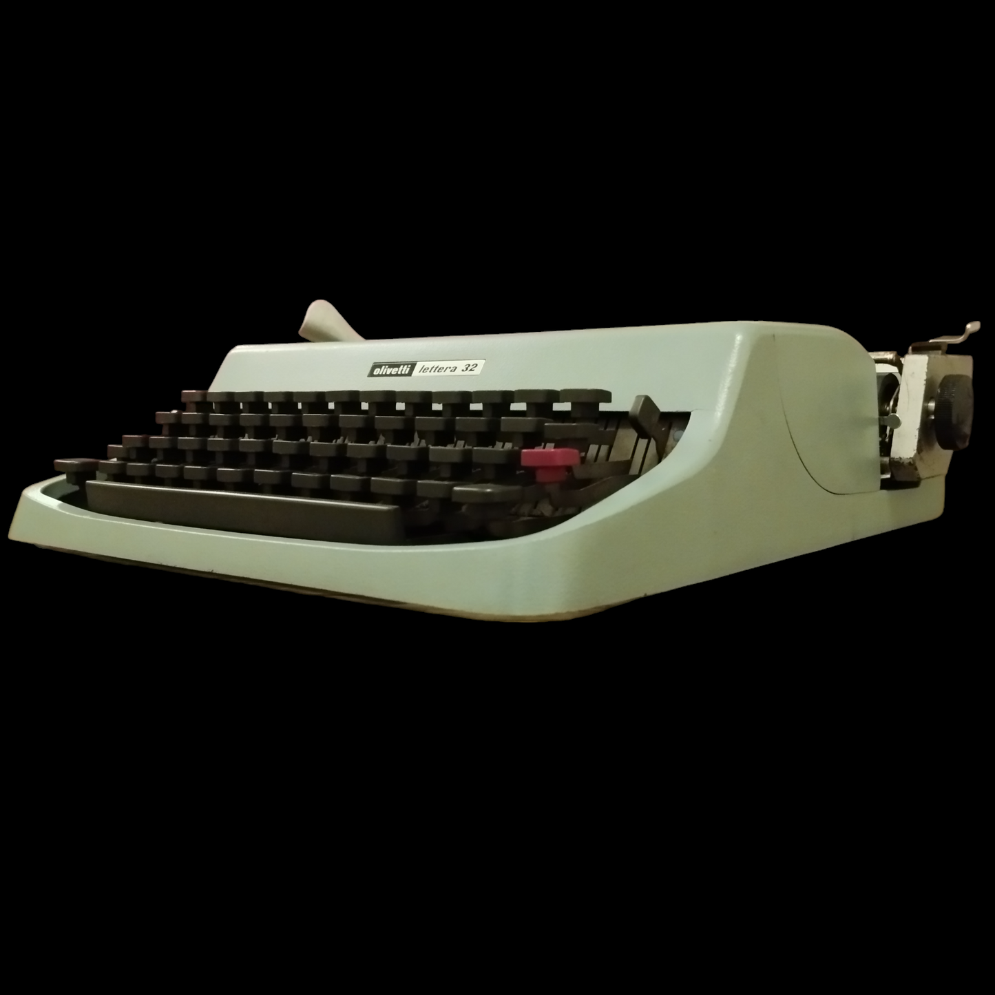 Image of Olivetti Lettera 32 Typewriter. Portable Typewriter. Original Blue. Italian Made. Available with cover. Available from universaltypewritercompany.in