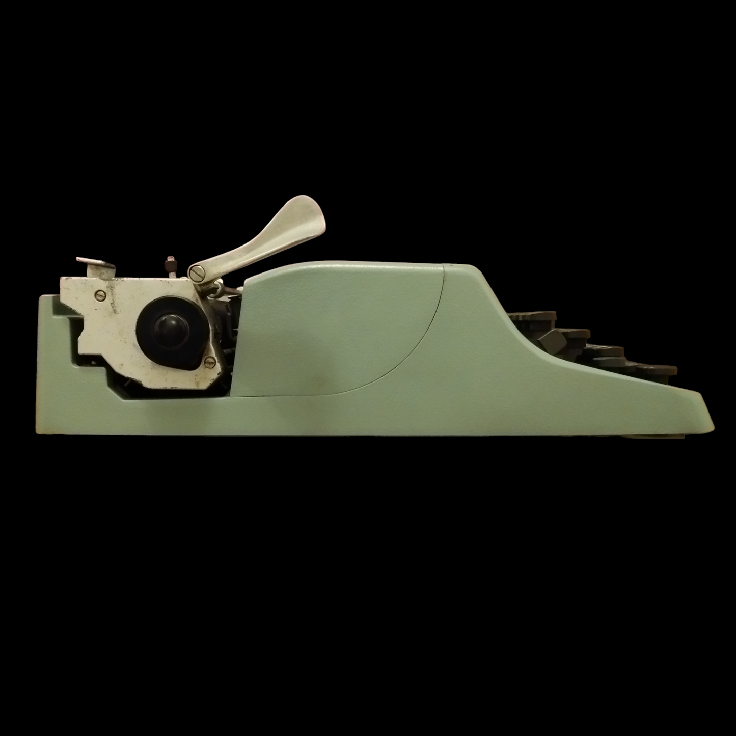 Image of Olivetti Lettera 32 Typewriter. Portable Typewriter. Original Blue. Italian Made. Available with cover. Available from universaltypewritercompany.in