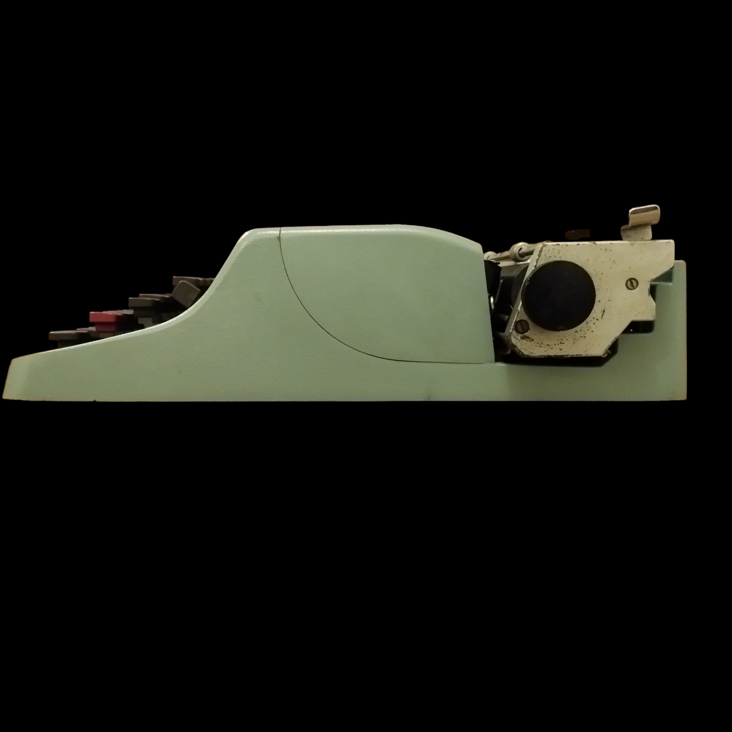 Image of Olivetti Lettera 32 Typewriter. Portable Typewriter. Original Blue. Italian Made. Available with cover. Available from universaltypewritercompany.in