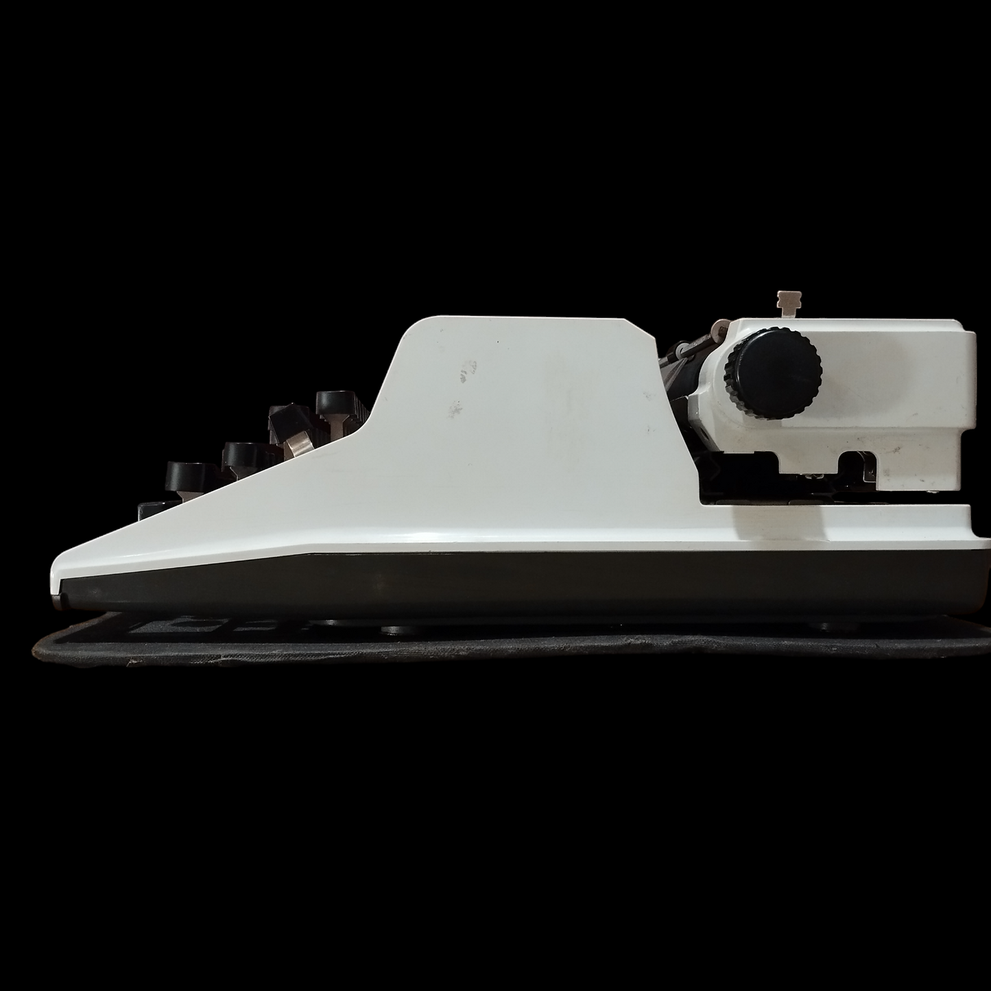 Image of Erika Typewriter. Portable Typewriter. Made in Germany. Available from universaltypewritercompany.in