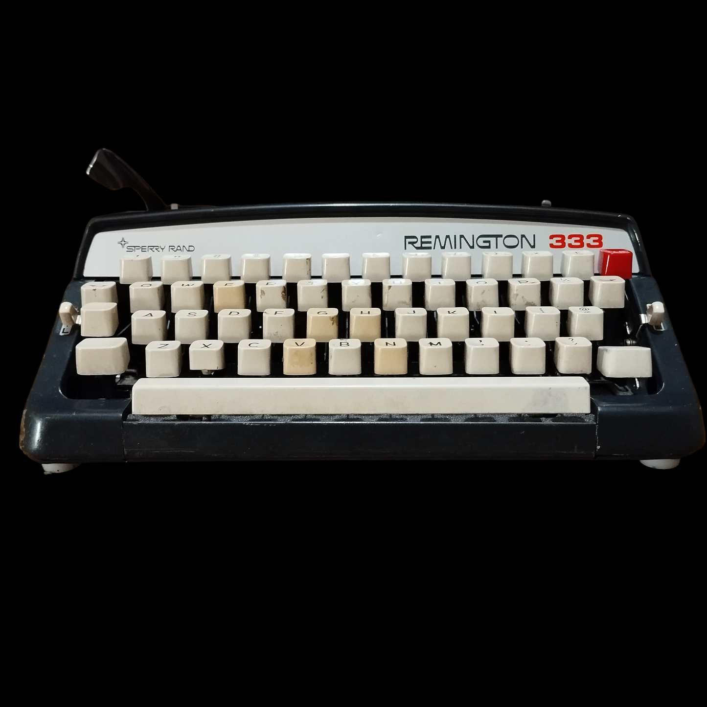 Image of Remington 333 Sperry Rand Typewriter. Available from universaltypewritercompany.in
