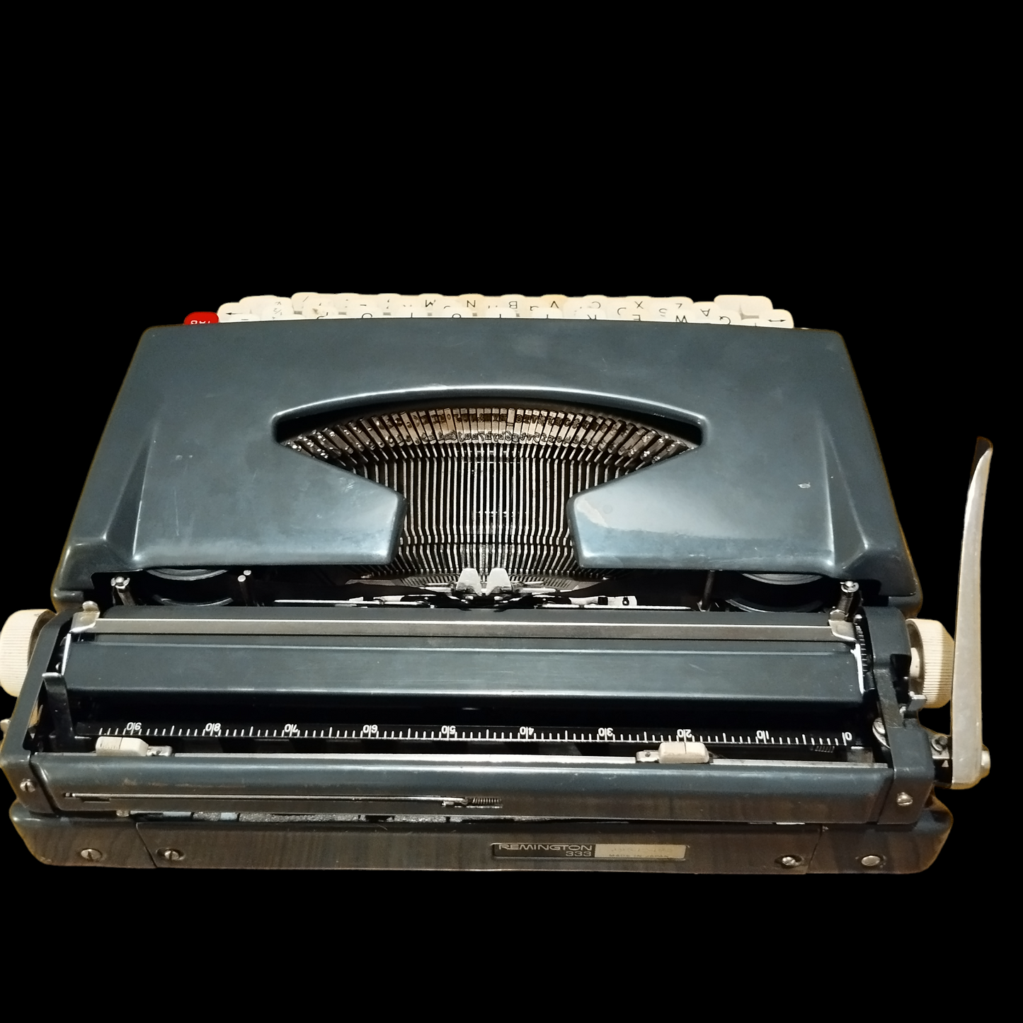 Image of Remington 333 Sperry Rand Typewriter. Available from universaltypewritercompany.in
