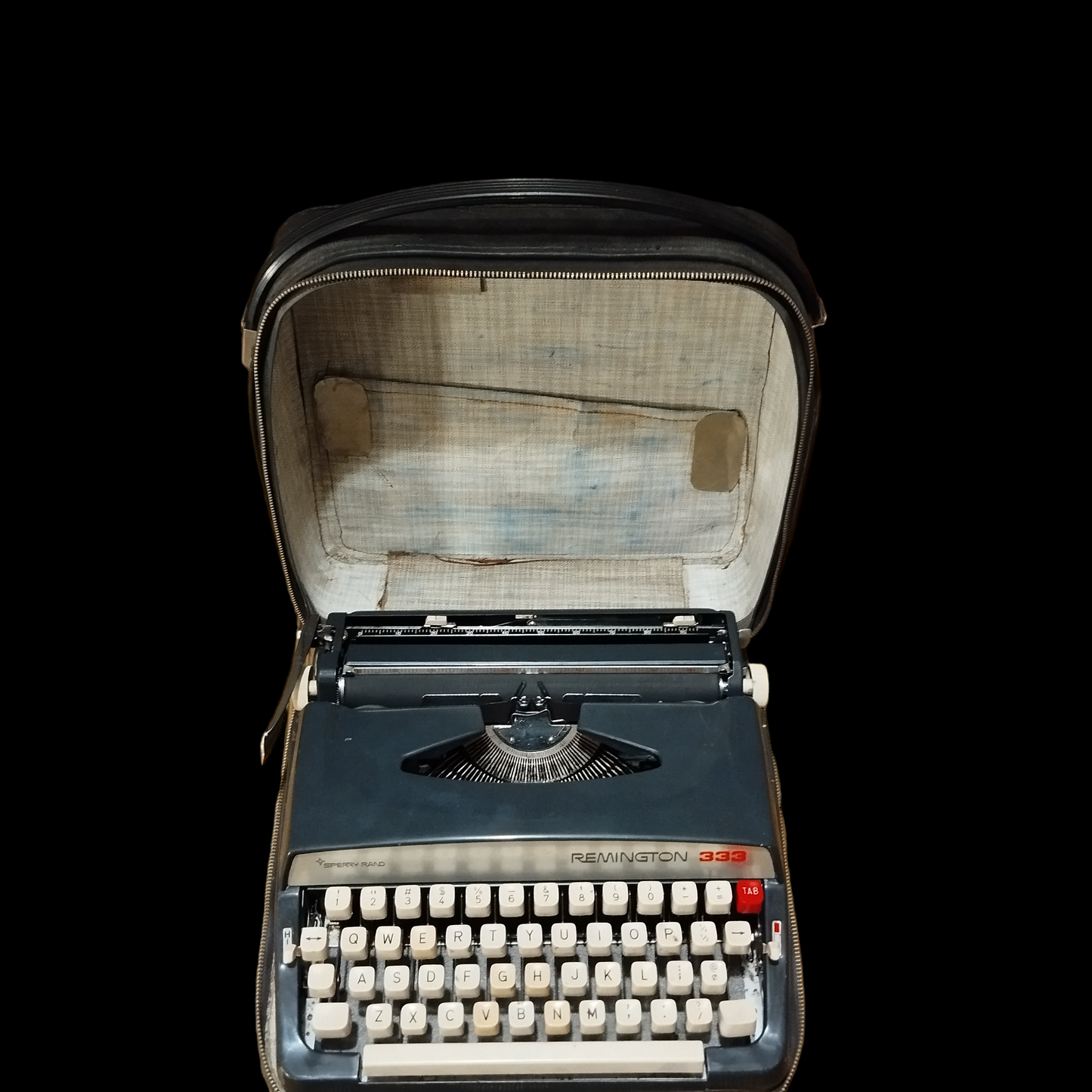 Image of Remington 333 Sperry Rand Typewriter. Available from universaltypewritercompany.in