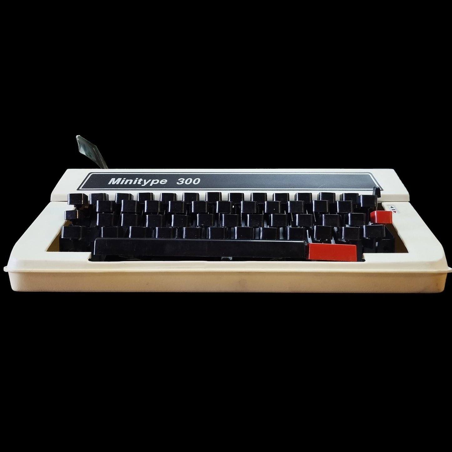 Image of Minitype 300 Typewriter. Available from universaltypewritercompany.in
