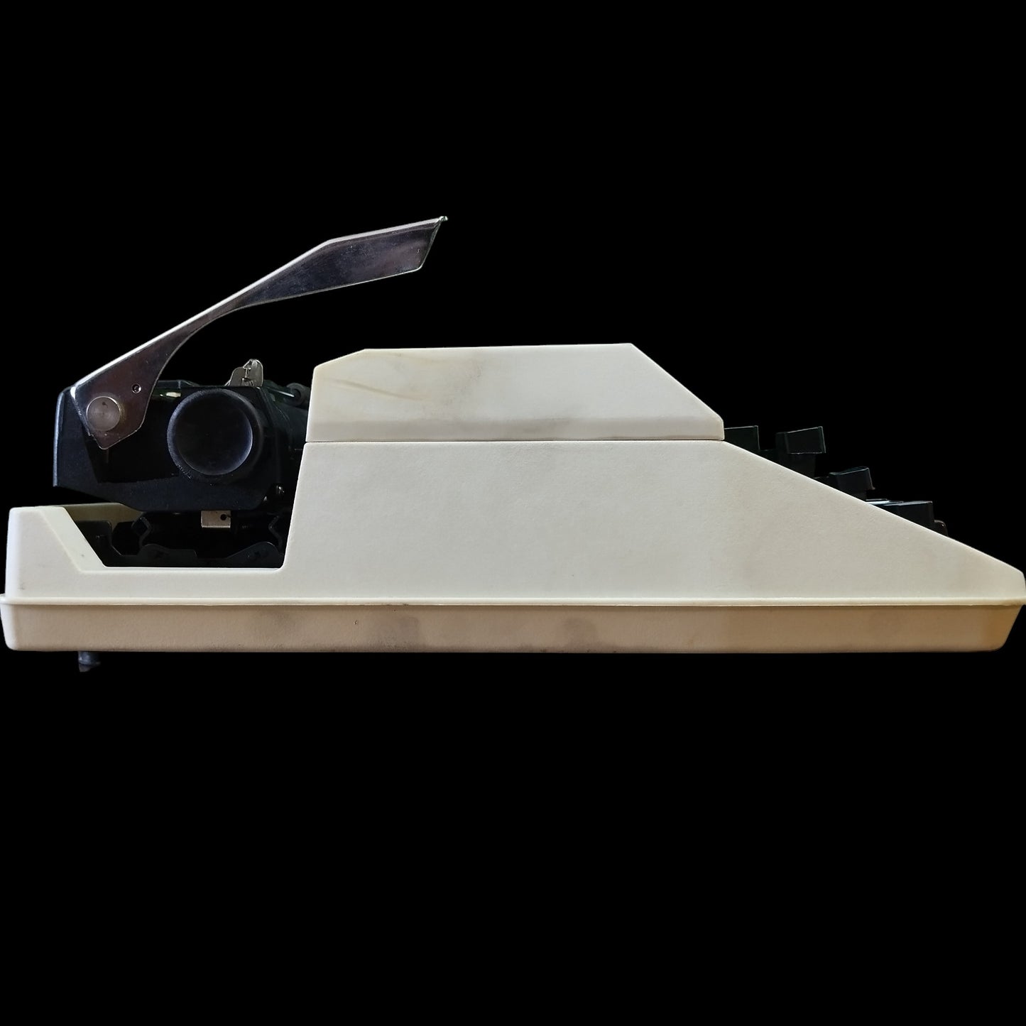 Image of Minitype 300 Typewriter. Available from universaltypewritercompany.in