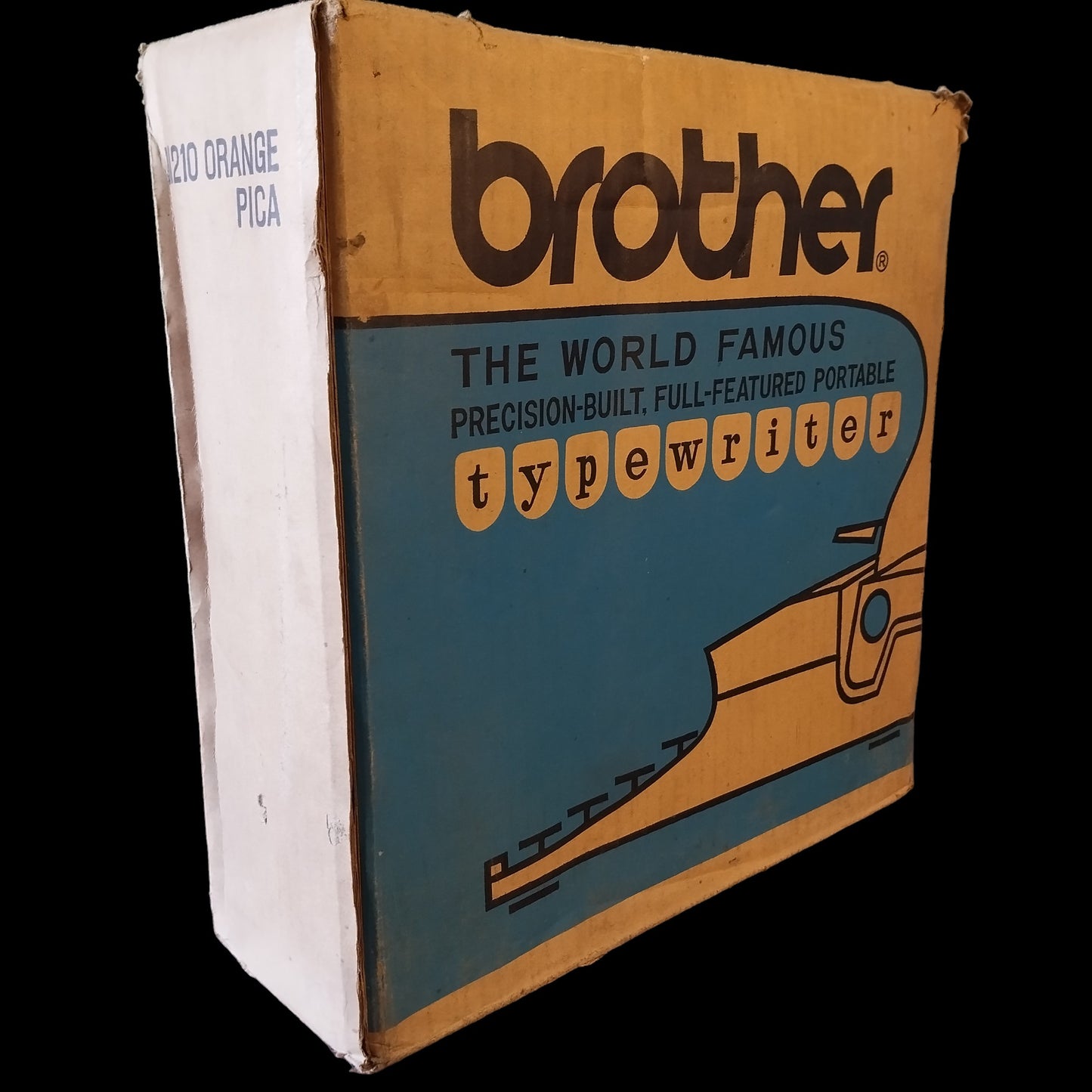 Image of Brother 810 AZERTY Keyboard Typewriter. Available from universaltypewritercompany.in