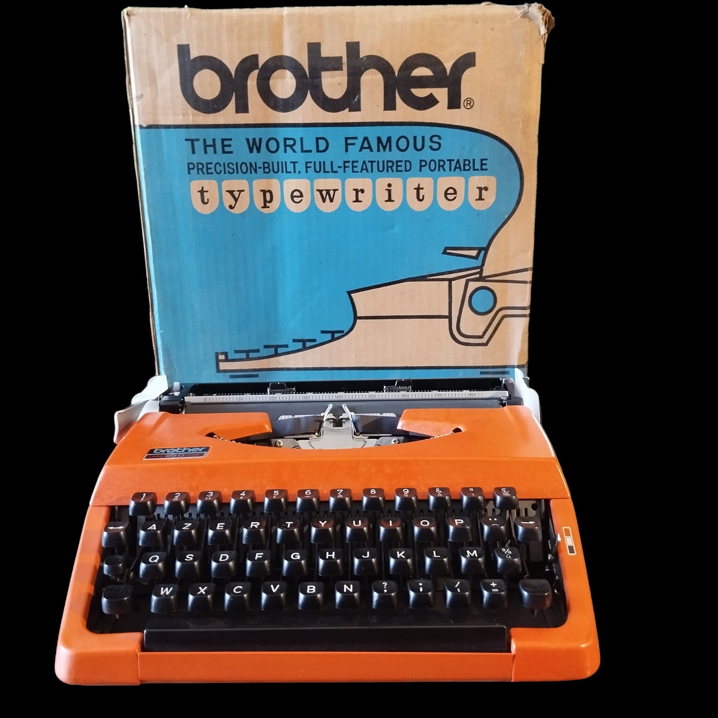 Image of Brother 810 AZERTY Keyboard Typewriter. Available from universaltypewritercompany.in