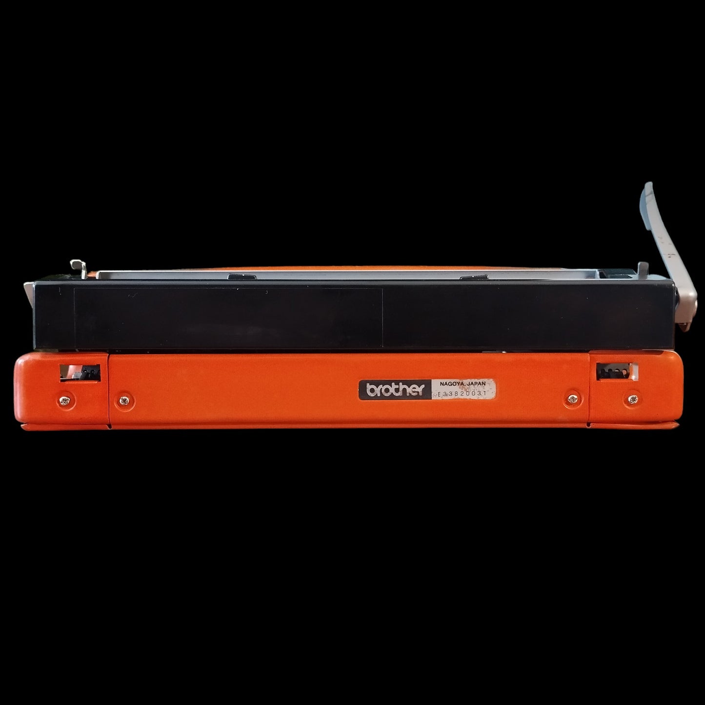 Image of Brother 810 AZERTY Keyboard Typewriter. Available from universaltypewritercompany.in