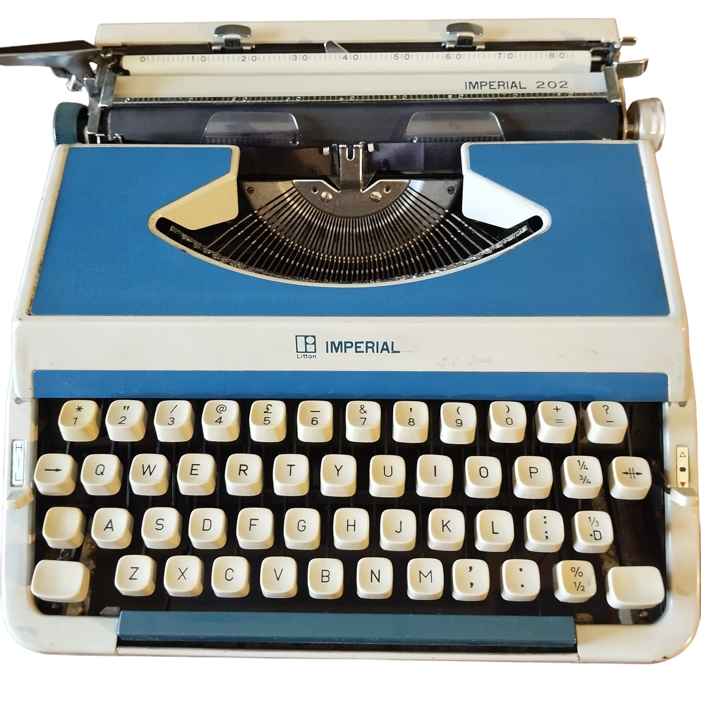 Image of Imperial 202 Typewriter from universaltypewritercompany.in