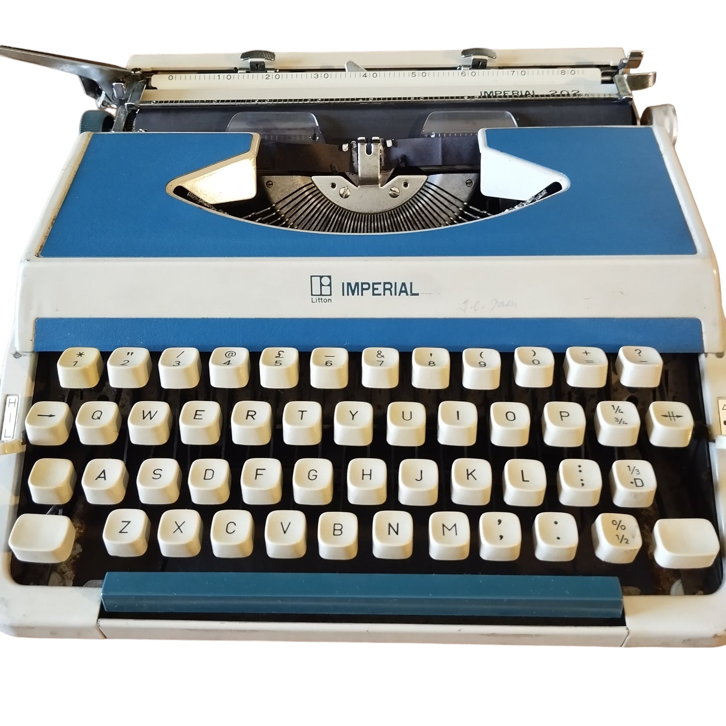 Image of Imperial 202 Typewriter from universaltypewritercompany.in