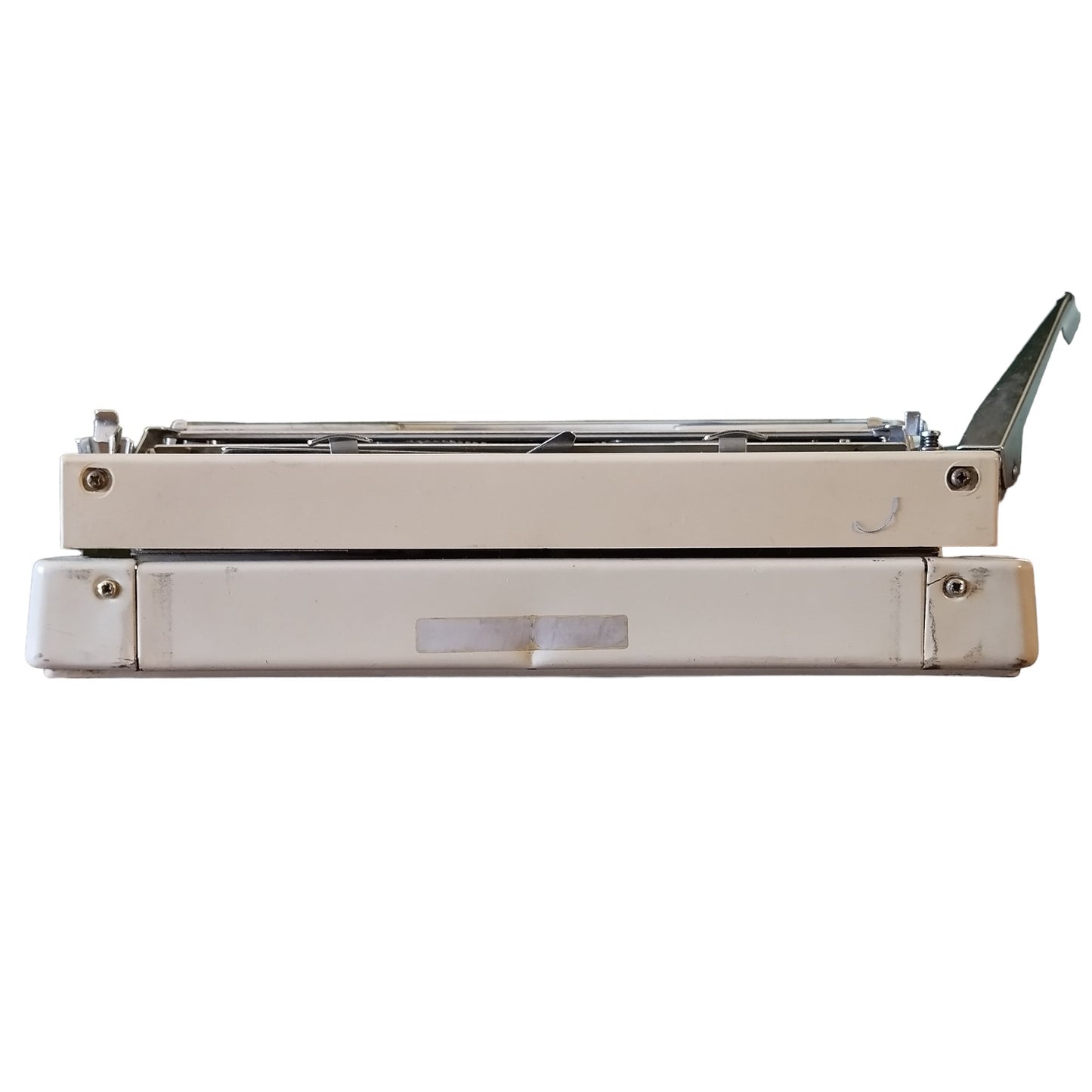 Image of Imperial 202 Typewriter from universaltypewritercompany.in