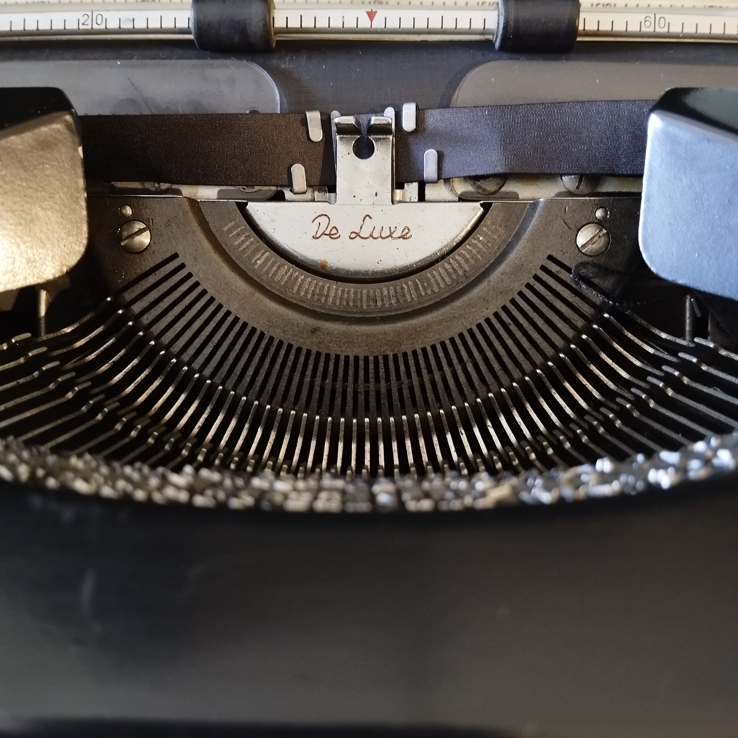 Image of Olympia Port SF DLX Typewriter. Available from universaltypewritercompany.in