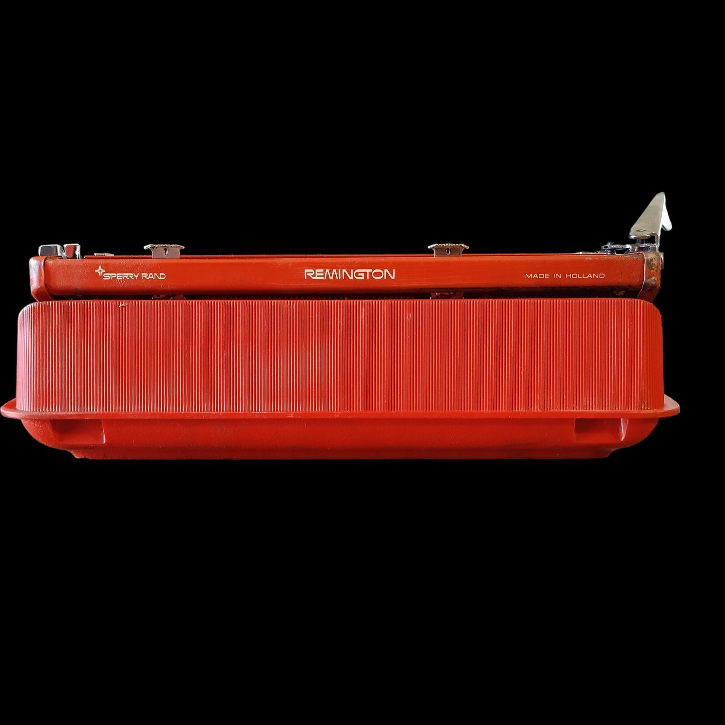 Image of Remington Starfire Sperry Rand Typewriter. Available at universaltypewritercompany.in