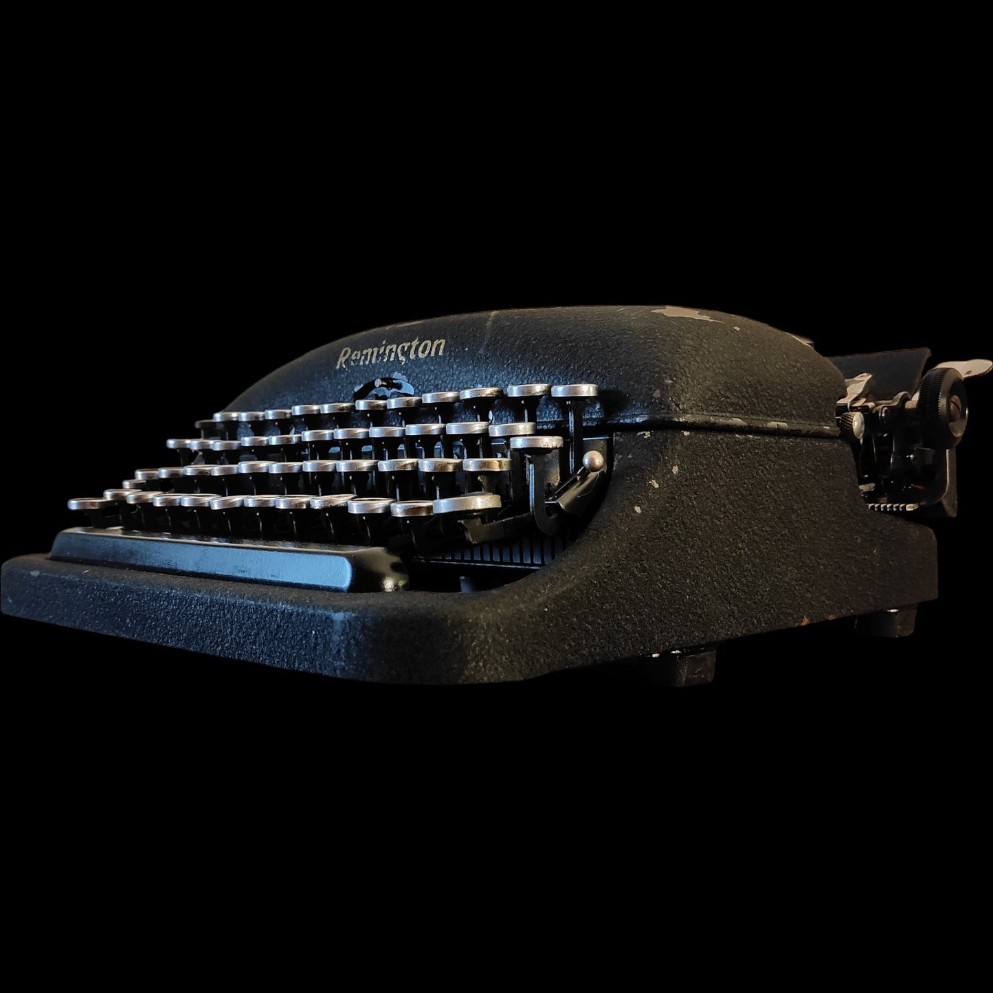 Image of Remington 5 Typewriter. Available from universaltypewritercompany.in
