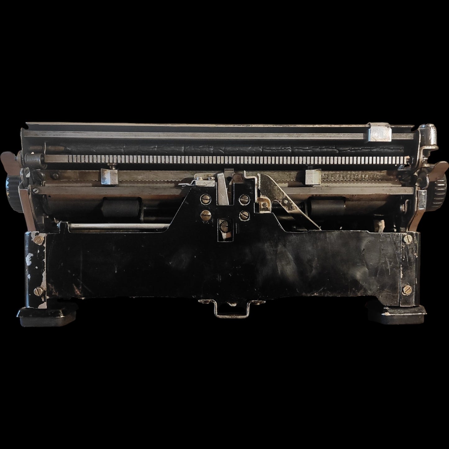 Image of Remington Noiseless Typewriter. Available from universaltypewritercompany.in